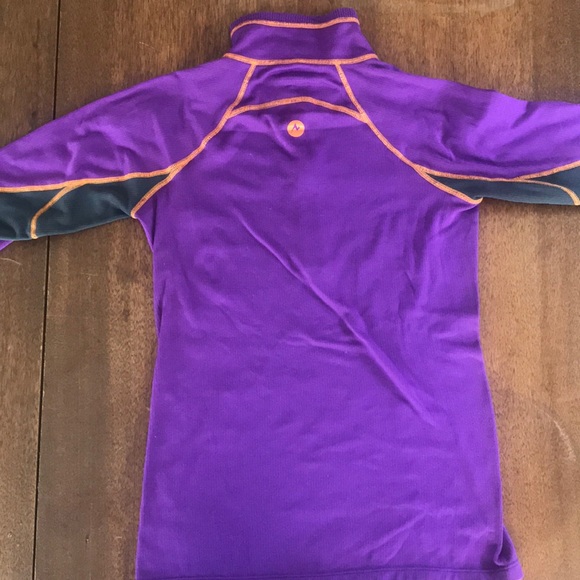 EUC Marmot quarter zip - Picture 4 of 4